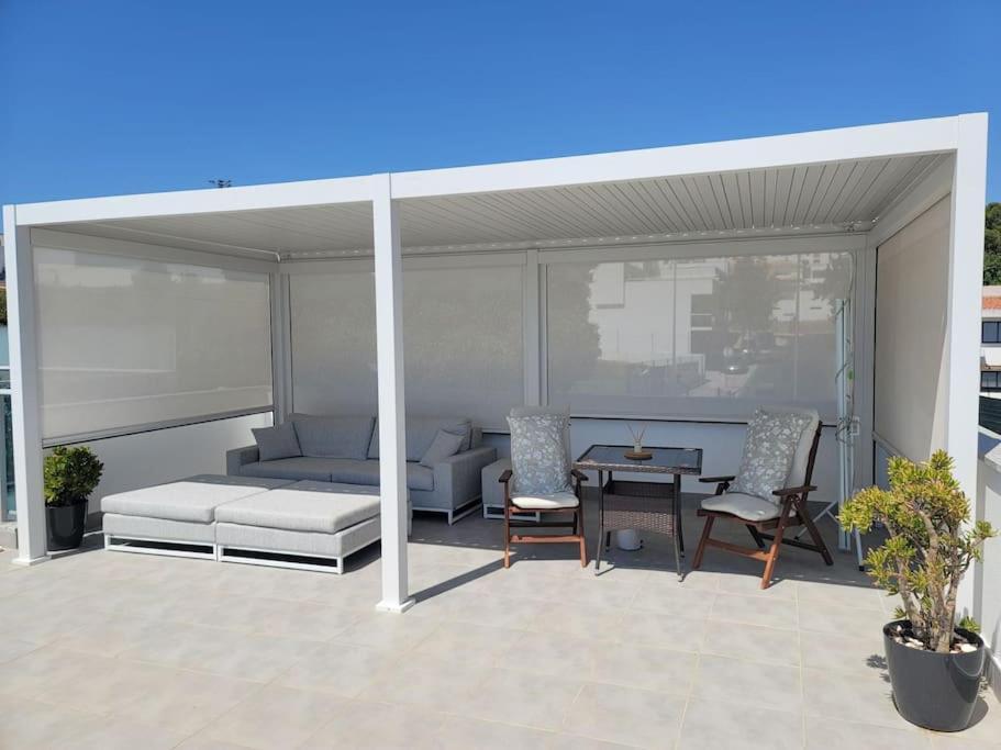 Oceanfront Penthouse Albufeira