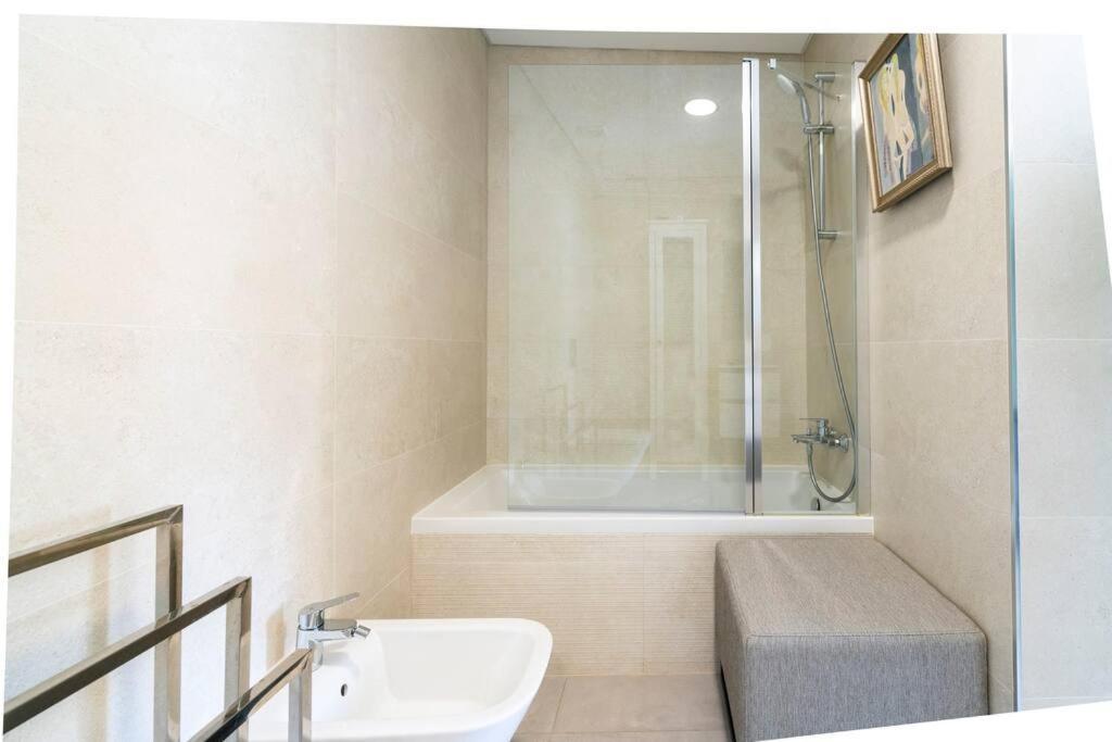 Oceanfront Penthouse Albufeira